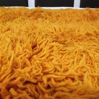 Оранжево-жълт вълнен губер, снимка 2 - Покривки за легло - 39872782