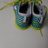 Дамски маратонки Nike, снимка 4 - Маратонки - 31149457