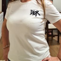 Дамска тениска DIOR, снимка 4 - Тениски - 37076963