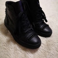 Черни обувки кецове естествена кожа, снимка 1 - Дамски ежедневни обувки - 35401400