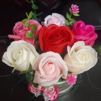 Букет от сапунени рози , снимка 7 - Подаръци за жени - 36791348