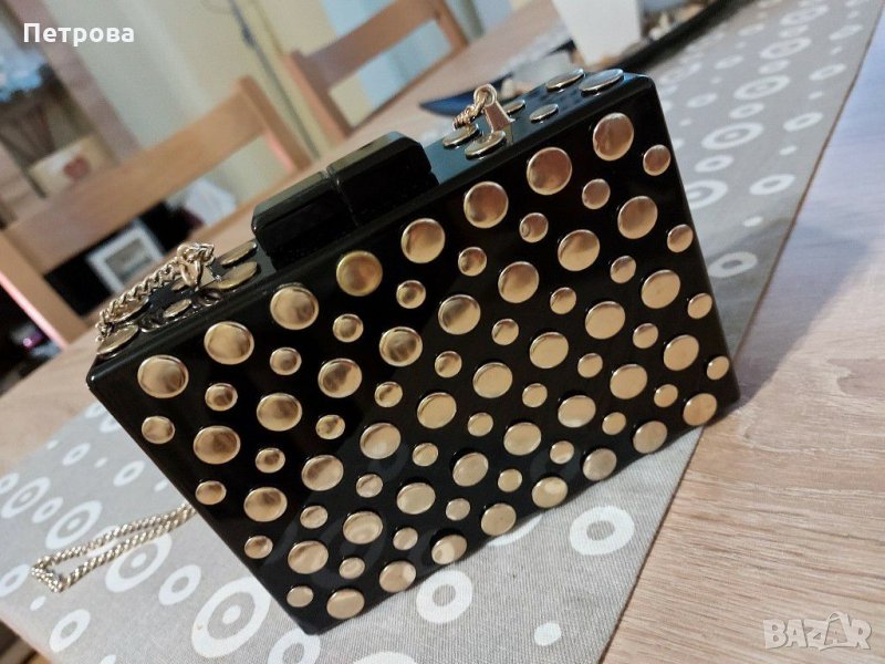 Клъч Зара, снимка 1