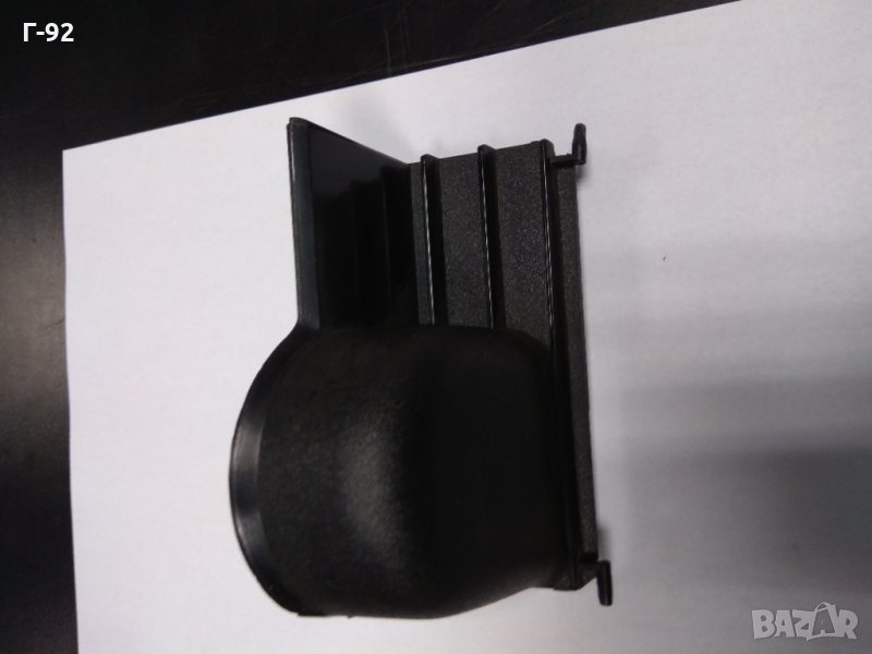 191853696**НОВО**VW**GOLF JETTA 2 ПРЕДНА КАПАЧКА ЗА КУКА,НА ПРЕДНА БРОНЯ, снимка 1