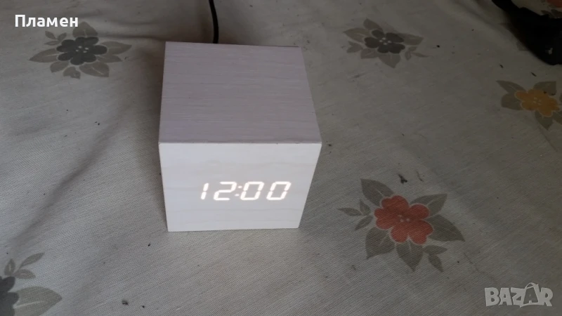 Часовник Gingko Cube LED, снимка 1