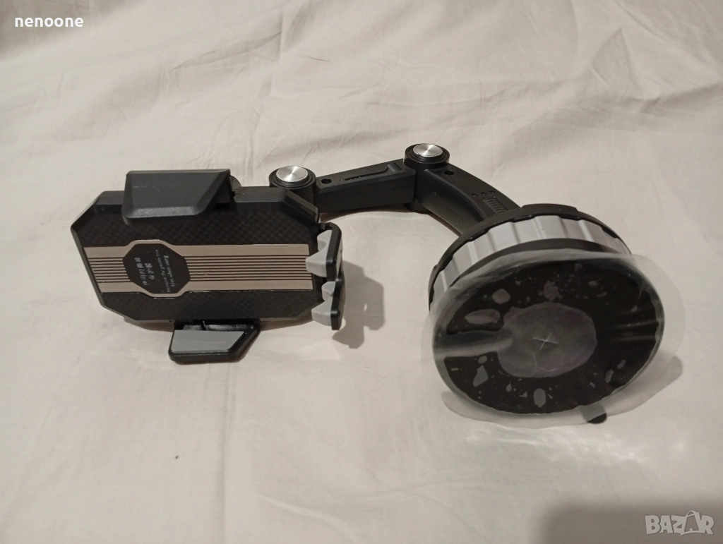 Автомобилен вакуум държач за телефон, снимка 1