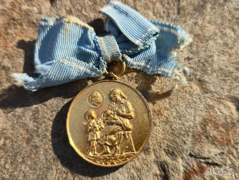 Орден медал Майка, снимка 1