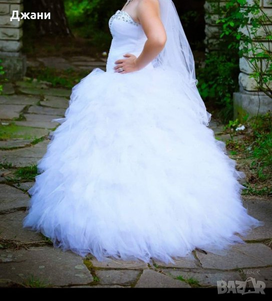 Булчинска рокля с камъни, снимка 1