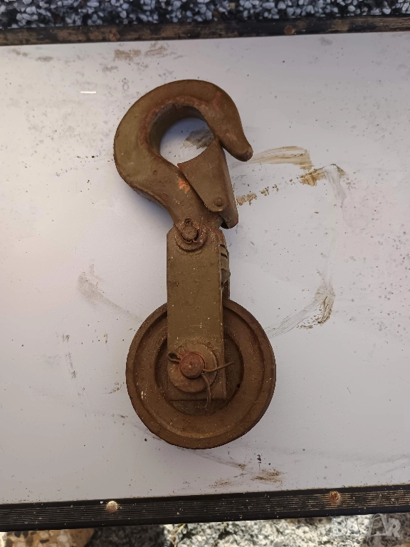 шарнирна кука макара, въртяща се ., снимка 1