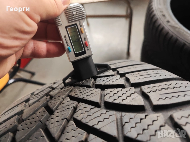 2бр.зимни гуми 235/45/18 Bridgestone, снимка 2 - Гуми и джанти - 53349832