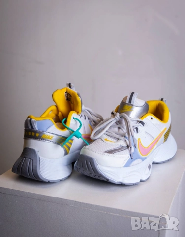 дамски маратонки nike, снимка 8 - Маратонки - 52105924