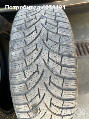 4бр Зимни гуми 205 55 16 Toyo, снимка 3 - Гуми и джанти - 54349248