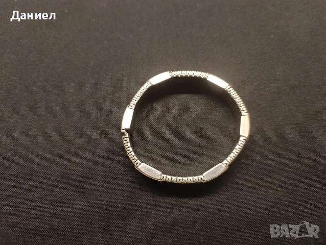 Стара магнитна гривна, снимка 2 - Антикварни и старинни предмети - 54072599