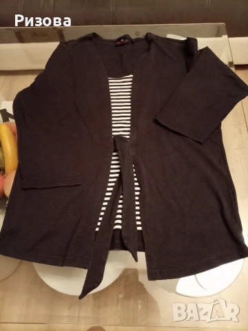 Подарявам дамски блузи, голями ХЛ, маркови, снимка 6 - Тениски - 54247969