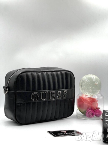 чанти guess chanel christian dior moschino balenciaga, снимка 6 - Чанти - 51459007