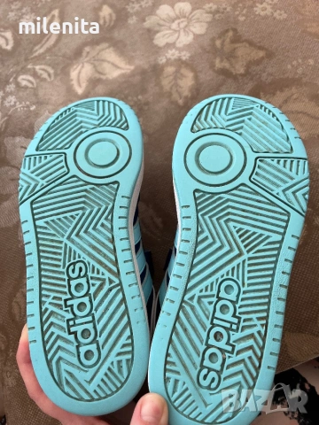 Детски маратонки adidas 34 номер, снимка 7 - Детски маратонки - 53895769