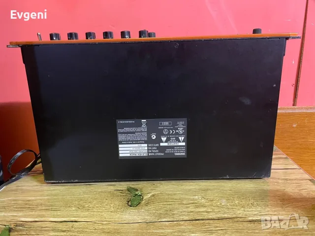 Avid Eleven Rack — китарен процесор / аудио интерфейс, снимка 6 - Други - 56019975