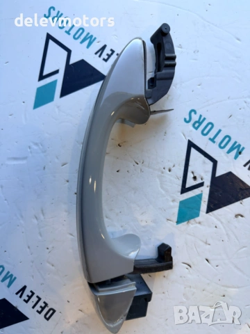 5G0837206N задна дясна външна дръжка от Skoda Karoq 1.5 TSI двигател DXDB, 150 кс., автоматик DSG7, снимка 4 - Части - 53121603