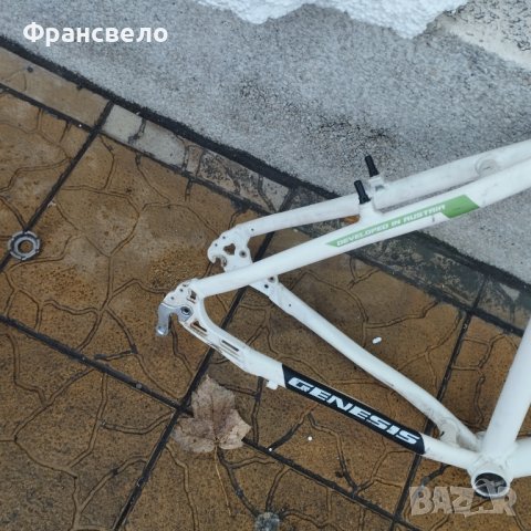 26 цола Алуминиева рамка за велосипед колело genesis , снимка 2 - Части за велосипеди - 38707147
