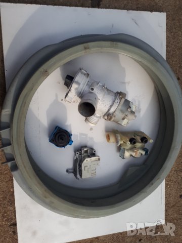 Продавам части за пералня Ariston Hotpoint WMF 7025, снимка 4 - Перални - 37783790