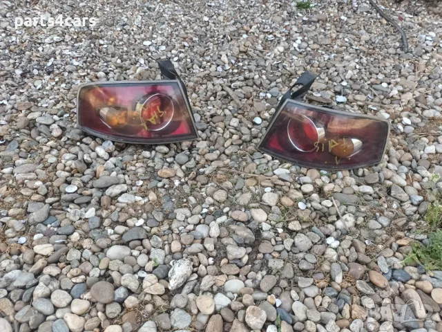 ляв и десен външен тъмен стоп за сеат ибиза SEAT IBIZA