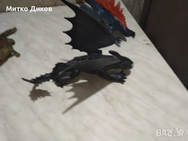 Базова екшън-фигура дракон беззъб Spin Master Dragons - Toothless , 17 cm нова