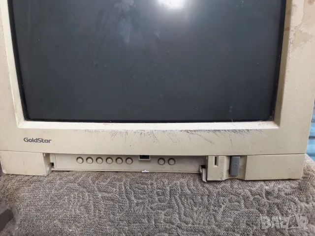 Монитор GoldStar 1527, снимка 2 - Монитори - 55914243