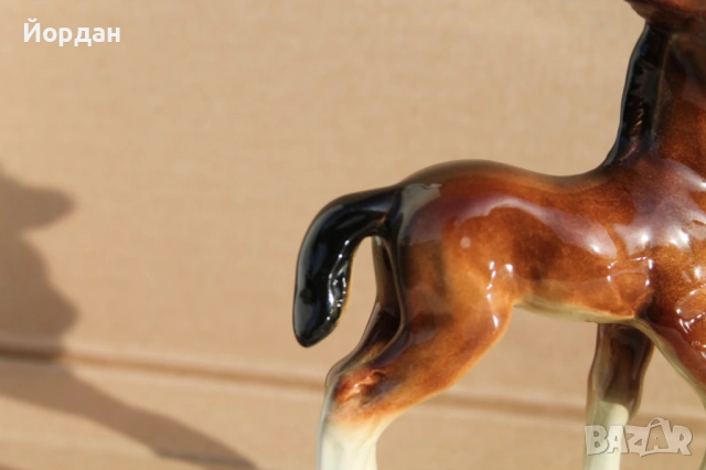 Порцеланова фигурка на конче, снимка 2 - Колекции - 53877291