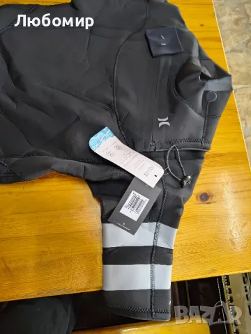 Мъжки неопренов костюм Hurley Advantage с къс ръкав, размер XS, , снимка 15 - Спортни дрехи, екипи - 50224258