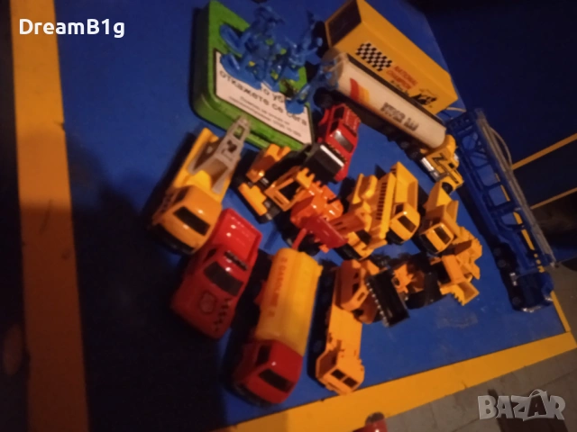 Колички за игра, снимка 5 - Коли, камиони, мотори, писти - 54323391