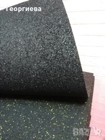 Гумена настилка/Каучукова Фитнес Плоча 100x100x2см- Жълти или сини пръски, снимка 4 - Фитнес уреди - 52904315