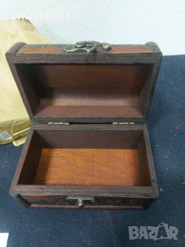 кутия за бижута №1, снимка 2 - Сувенири от дърво - 40786673