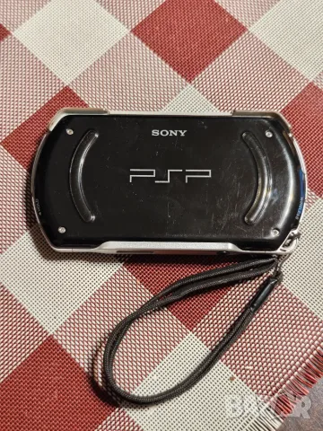 Sony PSP Go N1004 16GB + M2 4GB + кабел + CFW / игри, снимка 4 - PlayStation конзоли - 56317740