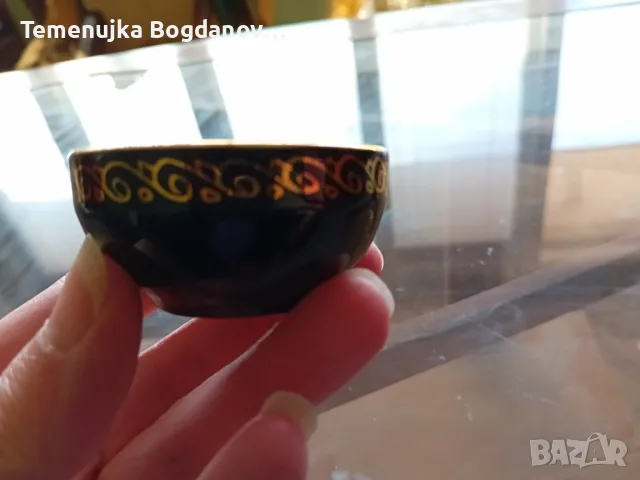 черна керамична купичка със златен кант - 2 броя