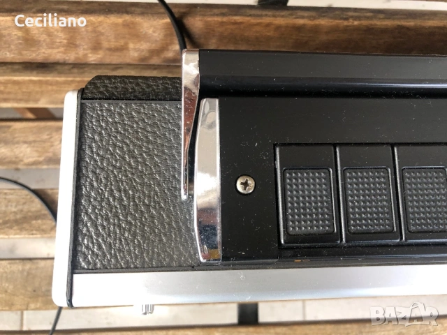 Grundig Satellit 2100 – колекционерски радиоприемник., снимка 10 - Радиокасетофони, транзистори - 53121631