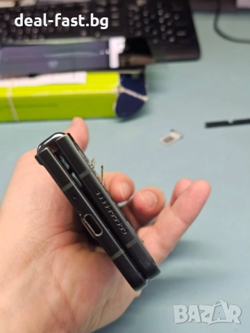 Оригинален дисплей с рамка за Samsung Galaxy Z Fold 3 5G / свален, снимка 6 - Резервни части за телефони - 52825226