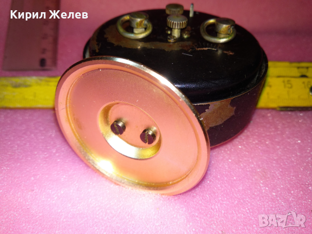 SLAVA MADE in USSR Стар КОЛЕКЦИОНЕРСКИ РУСКИ БУДИЛНИК МЕХАНИЧЕН НАСТОЛЕН ЧАСОВНИК СЛАВА СССР 43186, снимка 8 - Антикварни и старинни предмети - 44545763