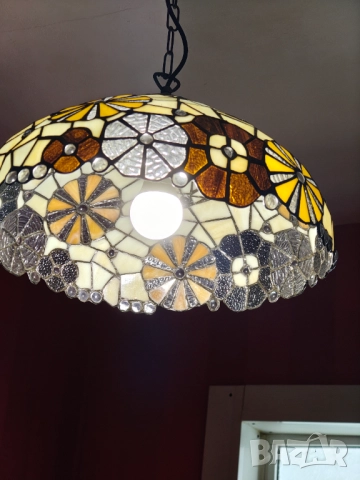 Абажур тип Тифани , снимка 3 - Лампи за таван - 52226313
