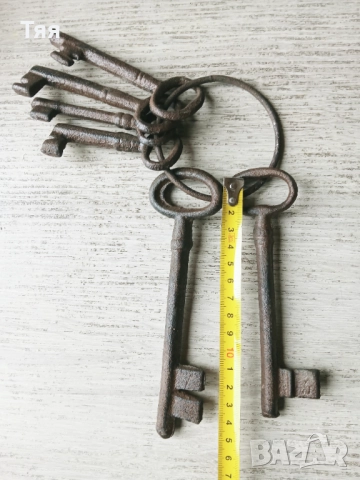 Стари големи ключове , снимка 2 - Антикварни и старинни предмети - 52720244