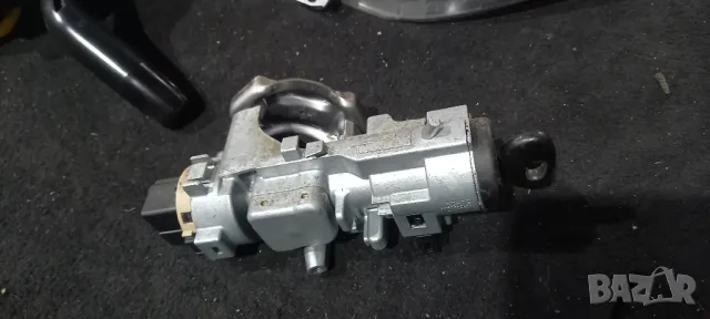 Контактен ключ Mazda Premacy , снимка 2 - Части - 48475041