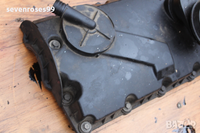 Капак разпределителен вал клапани Сеат Алхамбра Фолксваген Шаран 1.9tdi 115ks 2002 Seat Alhambra VW , снимка 4 - Части - 44802572