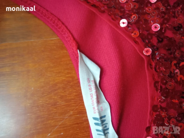 Красива червена рокля , снимка 3 - Детски рокли и поли - 51710879