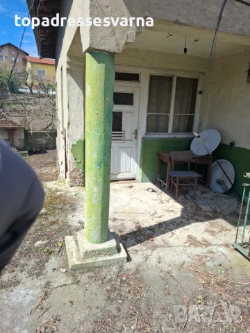 къща с двор - с. Блажиево /до гр. Дупница/, снимка 5 - Къщи - 53859332
