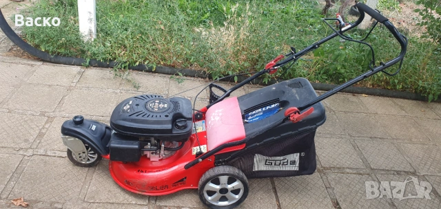 Бензинова самоходна косачка 3.7к.с. внесена от Германия, снимка 10 - Градинска техника - 54047705