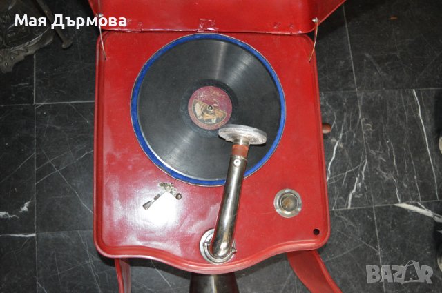 Старинен механичен грамофон марка ,PATHE, снимка 6 - Антикварни и старинни предмети - 44496746