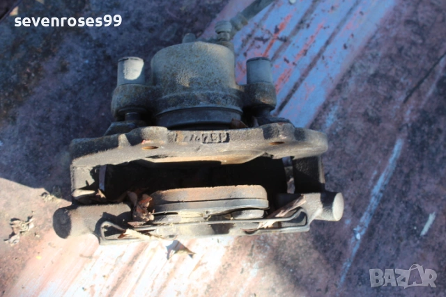 Спирачен апарат преден десен Мазда 3 2008 2.3i 158hp Mazda 3 седан, снимка 2 - Части - 53134242