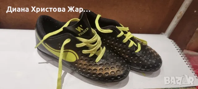 детски бутонки Walked