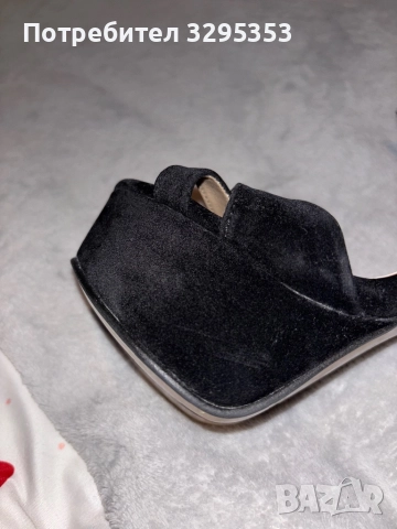 Черни велурени токчета – 35 номер, нови, 90 лв, снимка 3 - Дамски обувки на ток - 51647964