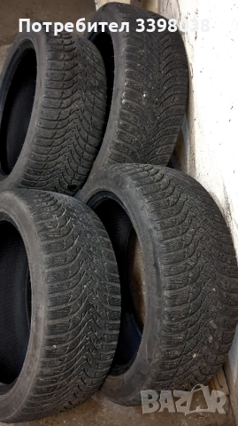Зимни гуми 205 45 16 - 3 броя KUMHO