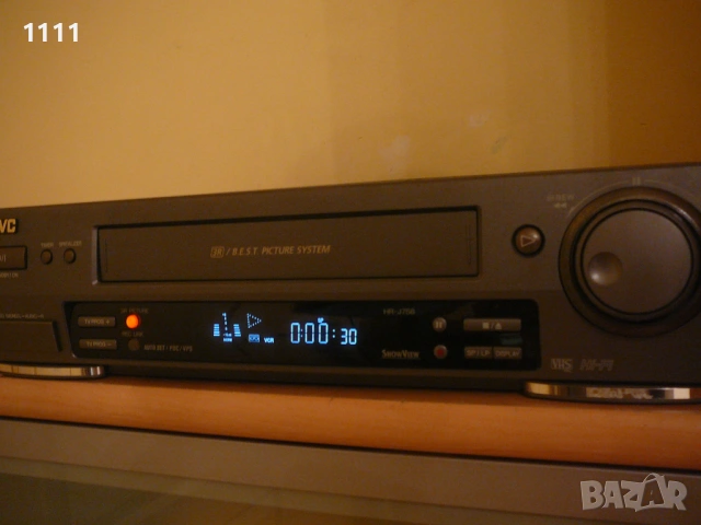 JVC HR-J758E HIFI STEREO, снимка 6 - Ресийвъри, усилватели, смесителни пултове - 54204196