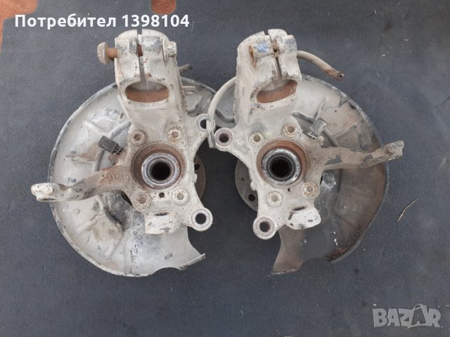 Шенкел главина за audi a3 8p 2.0tdi, снимка 2 - Части - 30194918